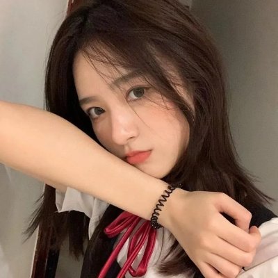 女跳水队员